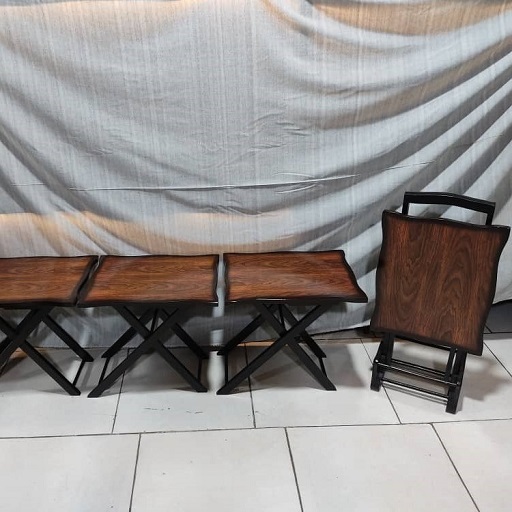 میز عسلی تاشو چمدانی طرح ساده