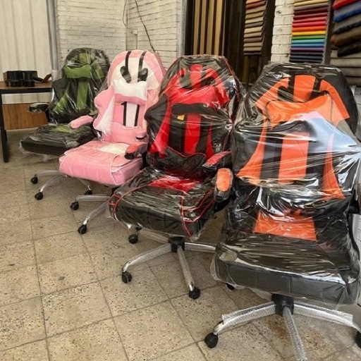 صندلی گیمینگ اریا مدل 2000