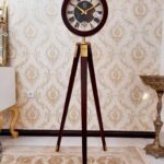 ساعت سه پایه ورساچ