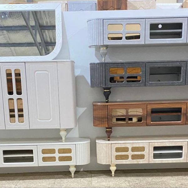 میز تلویزیون مدل کشو خور آیینه خور دارای رنگبندی با بسته بندی مناسب