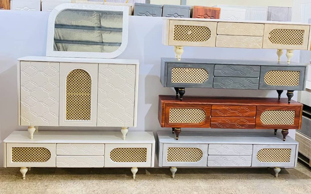 میز تلویزیون پنجره ای تاپ با رنگبندی