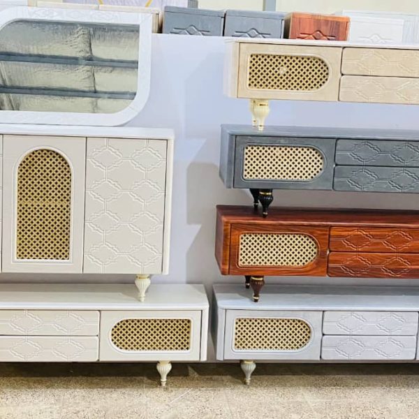 میز تلویزیون پنجره ای تاپ با رنگبندی